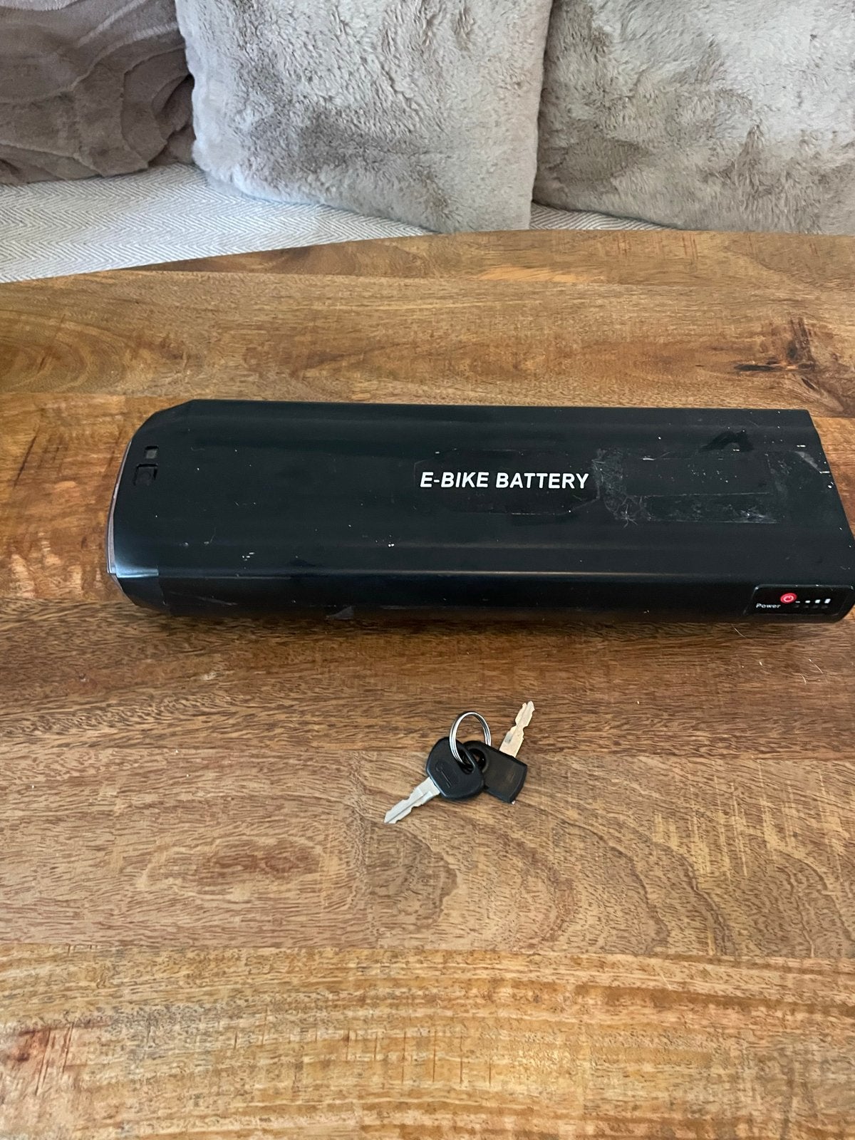Defecte Stella E-bike accu/batterij met 2 sleutels, Gebruikt