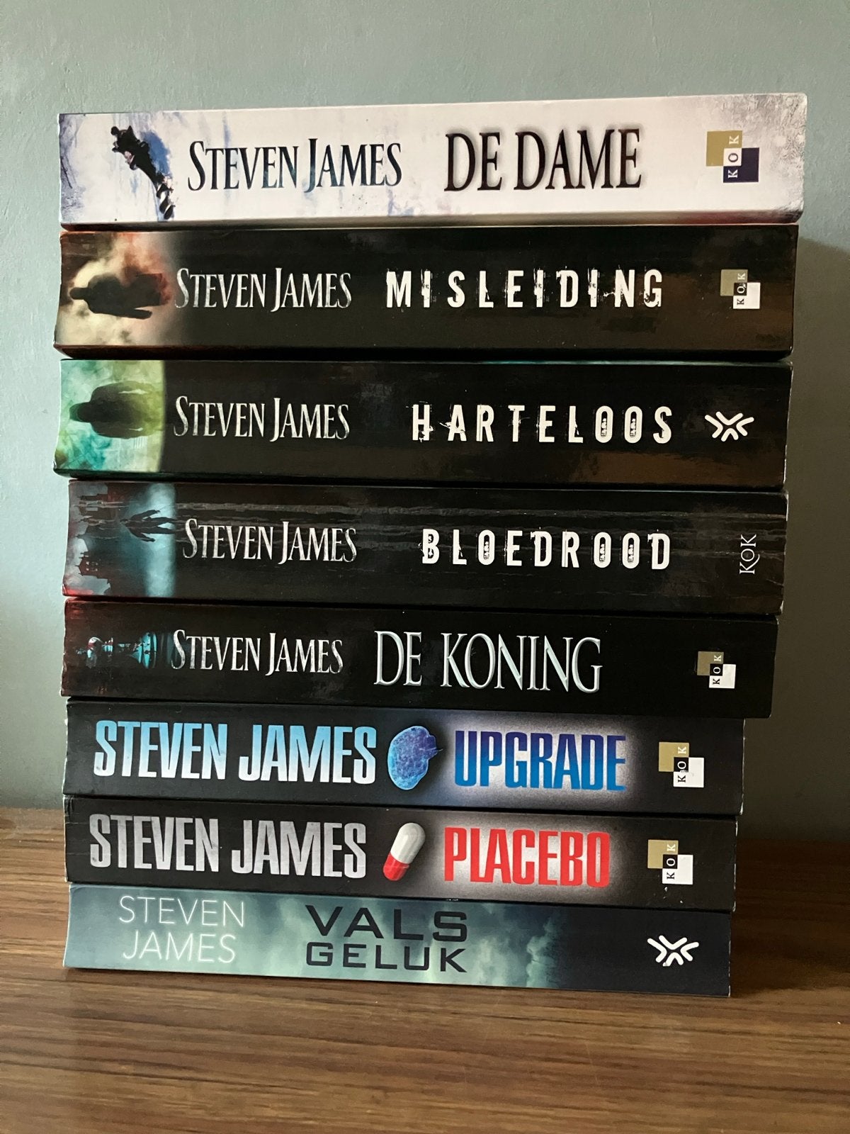 Steven James boekenpakket - 8 thrillers, Ophalen of Verzenden, Gelezen, Amerika