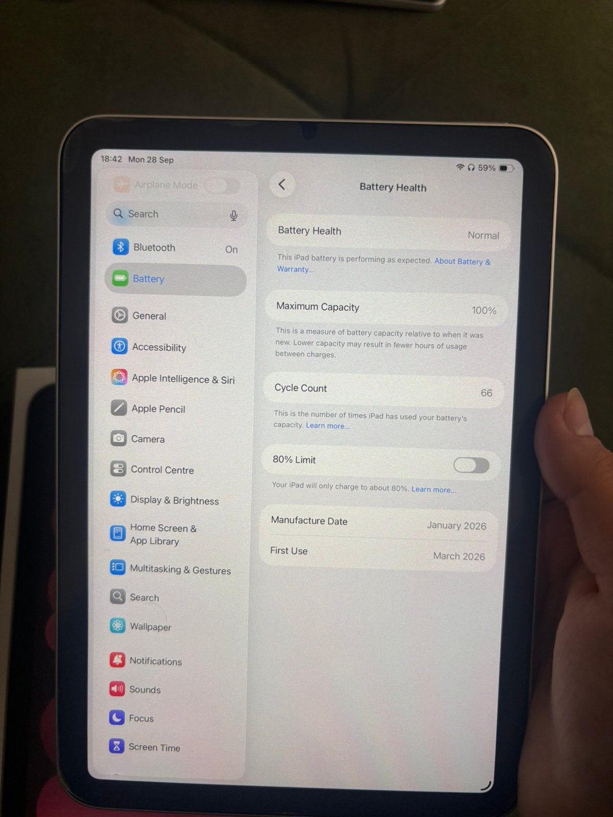 Foto 7 van iPad mini 7 (A17 Pro) 128GB – Nieuwstaat – 100% batterij