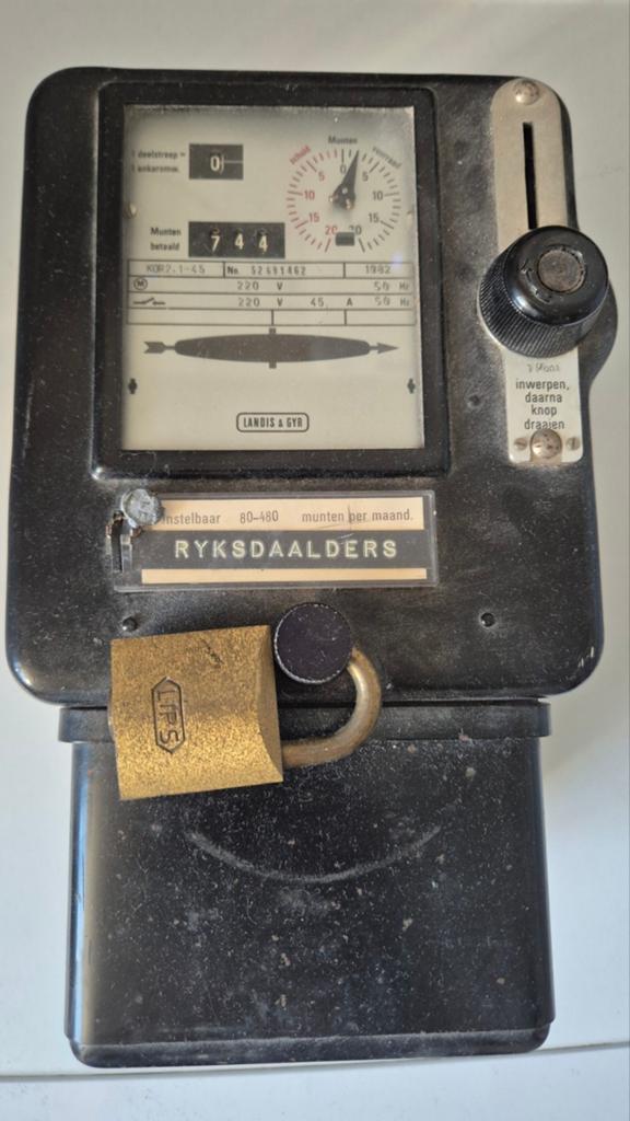 Vintage Landis & Gyr Elektriciteitsmeter op Rijksdaalders, Verzenden