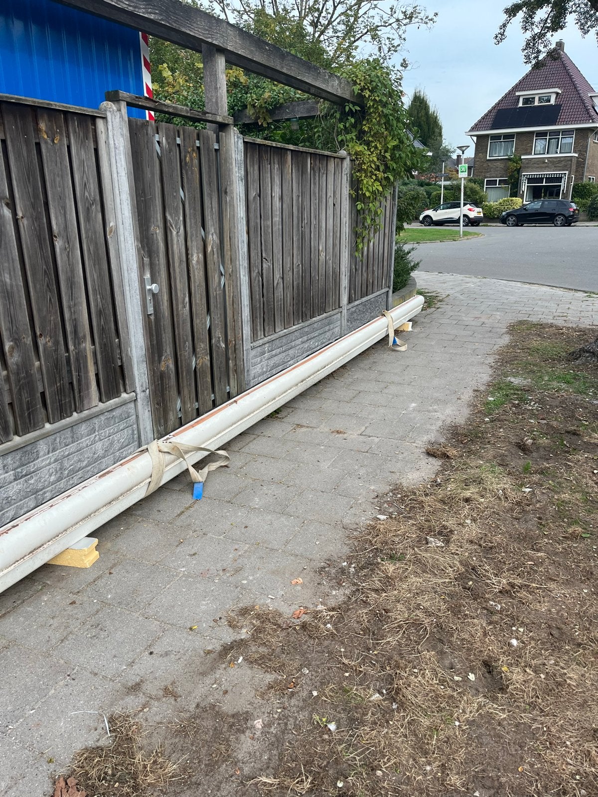 Mooi zonnescherm Harol 7m breed, 3m uitval, Gebruikt, 450 cm of meer, Ophalen of Verzenden, Knikarmscherm