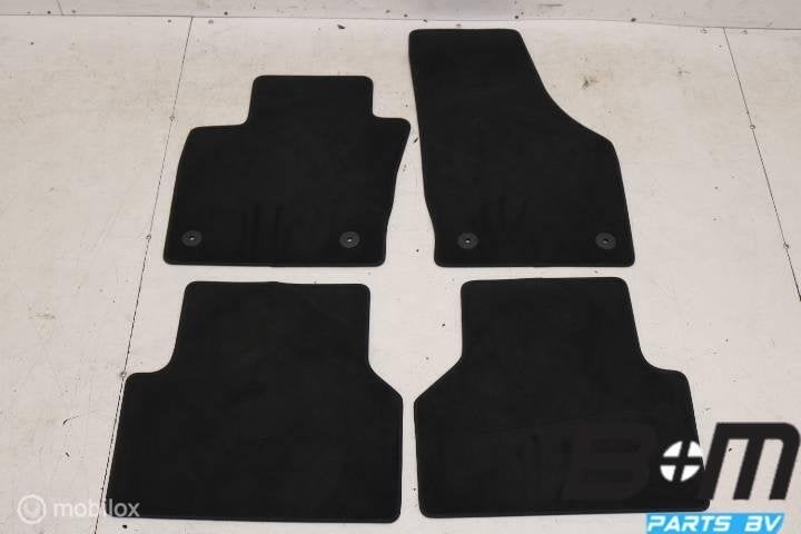 Originele mattenset Audi Q3 8U 8U0864450, Gebruikt