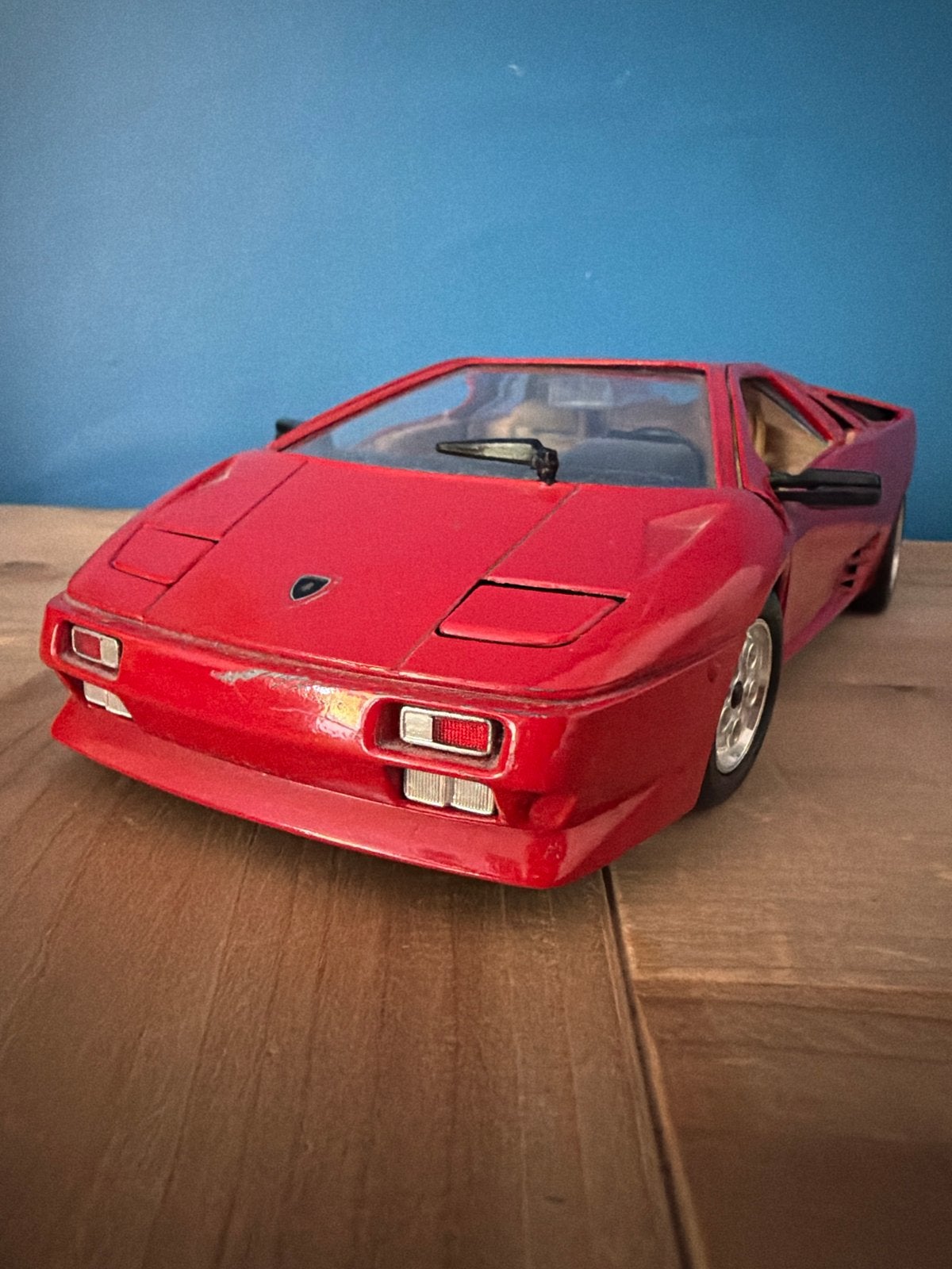 Lamborghini Diablo schaalmodel rood, Ophalen of Verzenden, Gebruikt, Overige typen