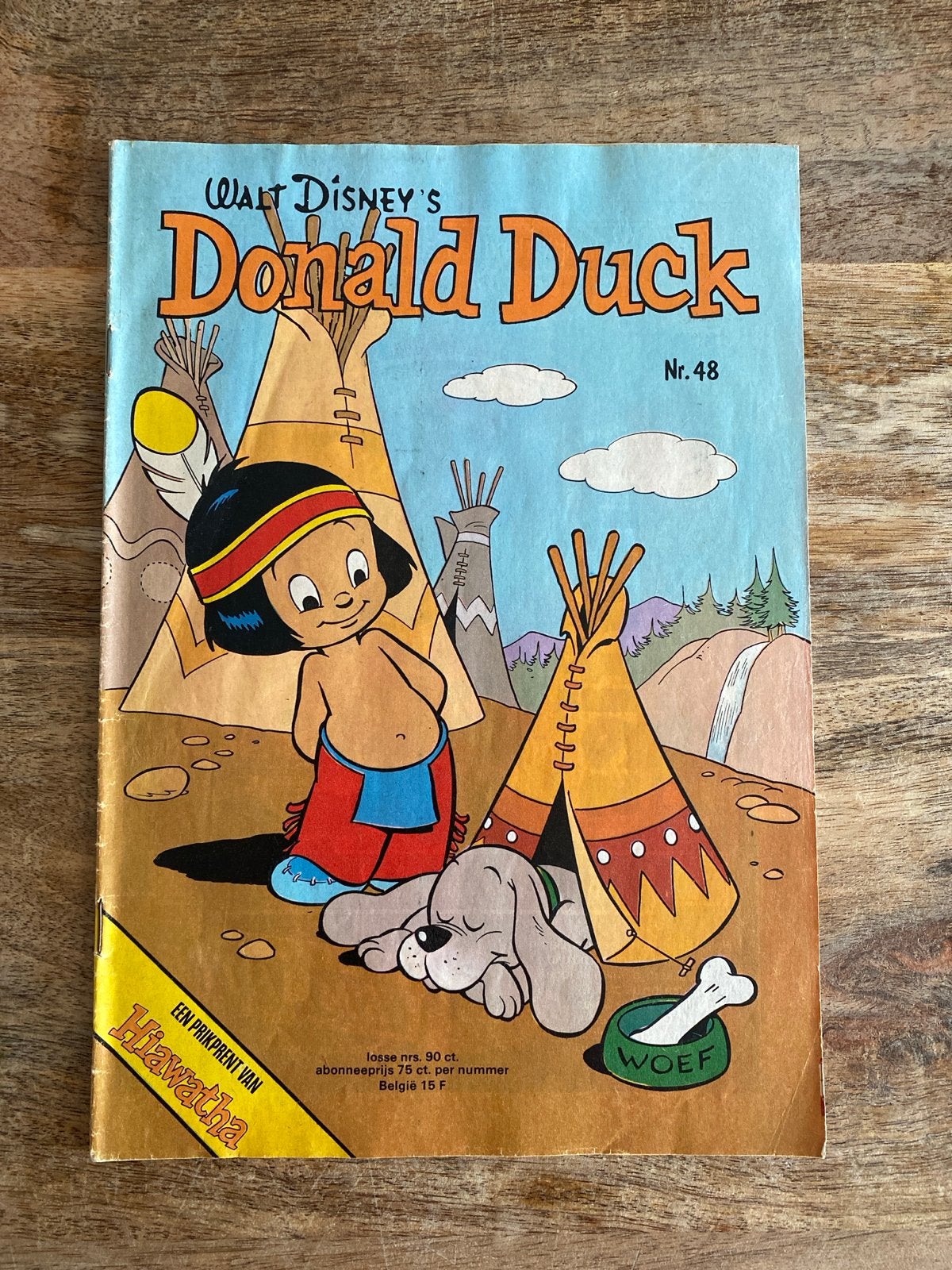 Donald Duck weekblad 1975 nummer 48, Eén stripboek, Ophalen of Verzenden, Gelezen