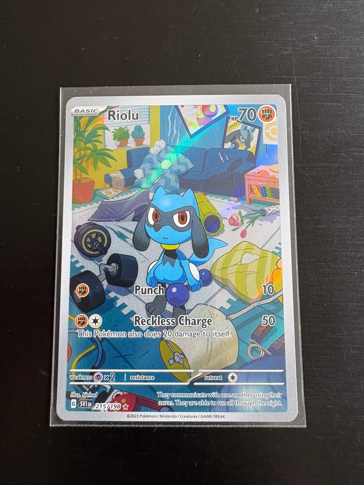 Riolu 215/198 Pokemon Kaart - Scarlet & Violet, Ophalen of Verzenden, Zo goed als nieuw, Losse kaart, Foil