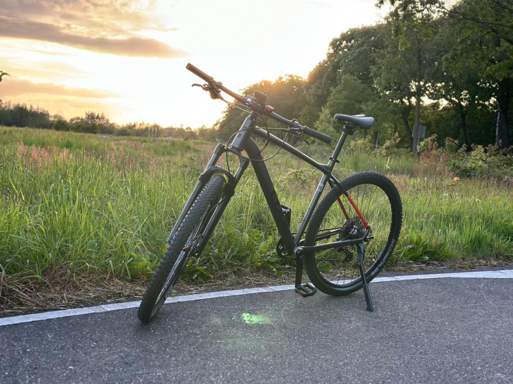 Foto 6 van Mountainbike Cube Reaction Pro XL 21 Frame 29 inch MTB bike