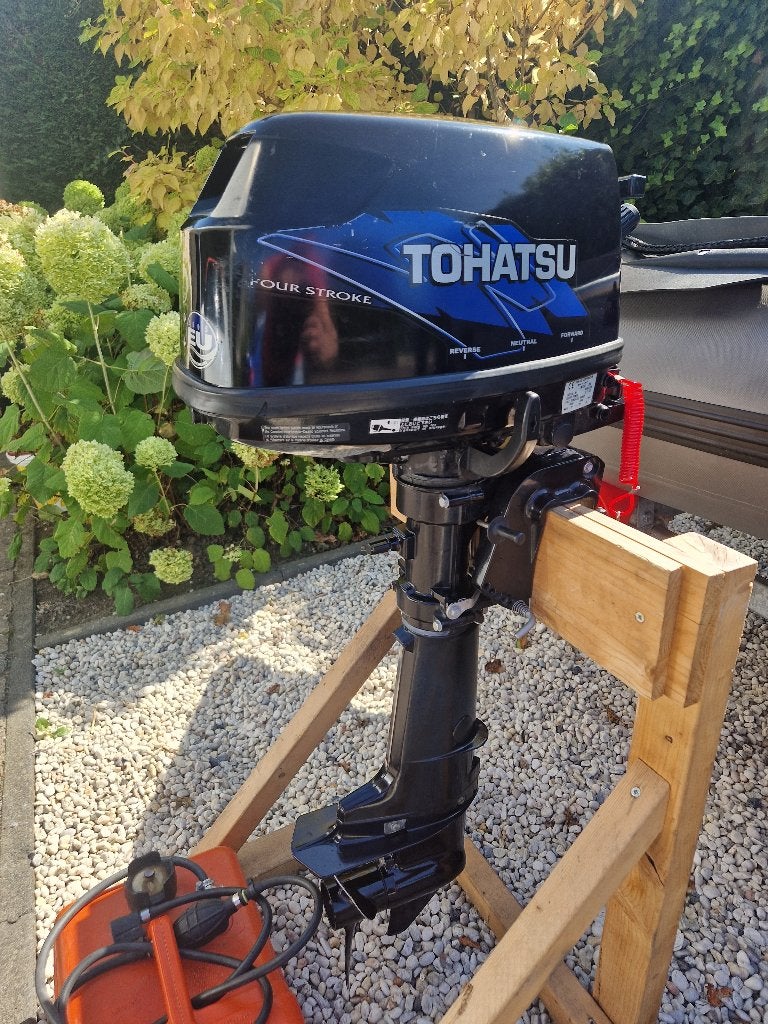 Tohatsu / Mercury 5 pk 4-takt kortstaart met externe tank, Watersport en Boten, Ophalen, 5 tot 10 pk, Viertaktmotor, Zo goed als nieuw