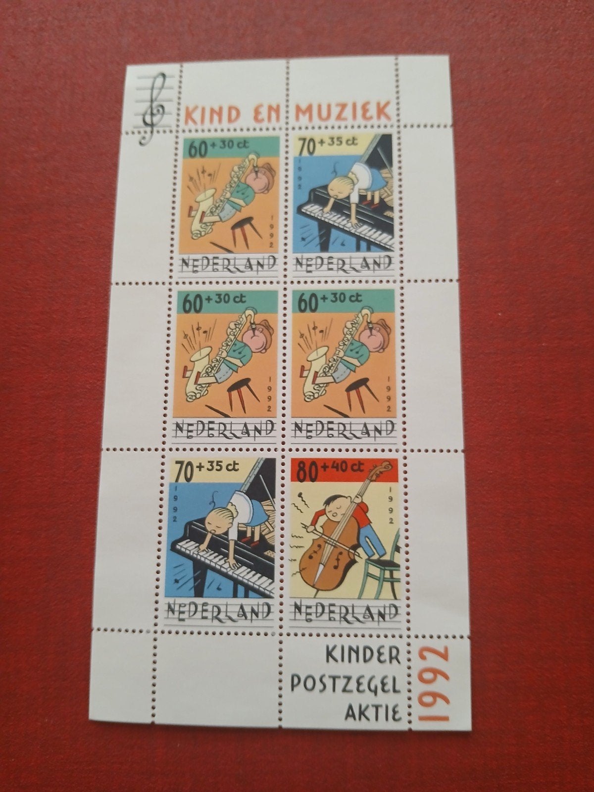 1992 Kinderpostzegels - Kind en Muziek (postfris), Postzegels en Munten, Postzegels | Nederland, Ophalen of Verzenden, Na 1940