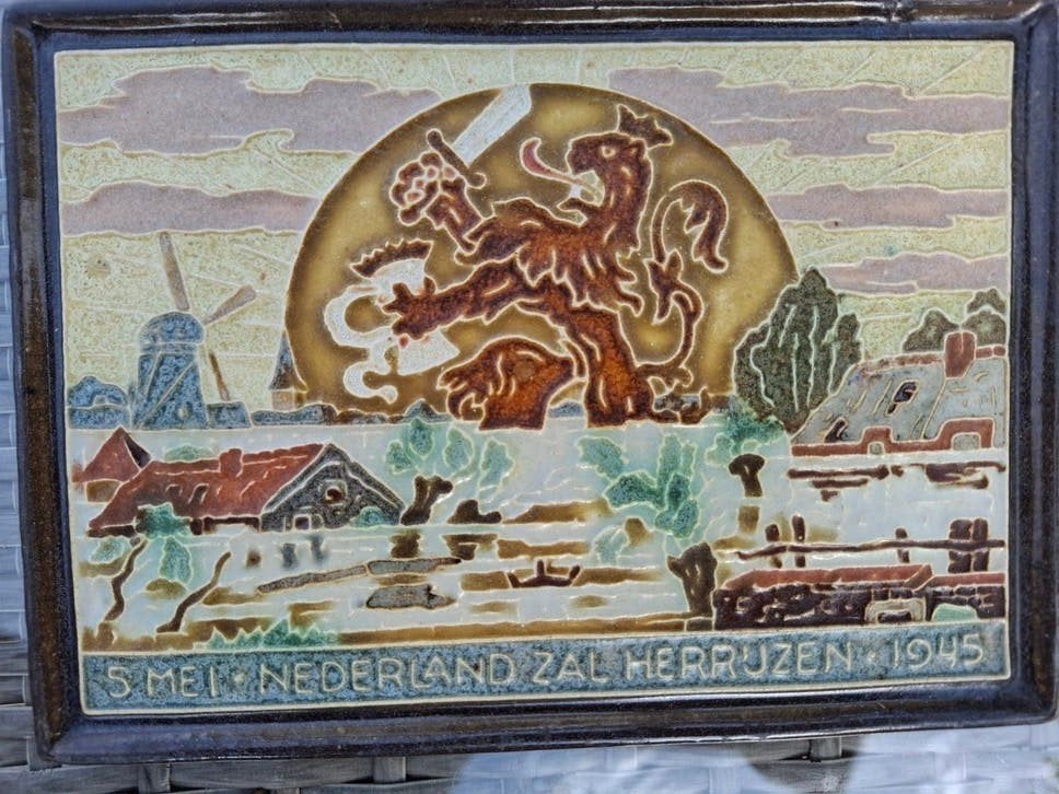 Set van 3 historische Nederlandse tegels WOII, Antiek en Kunst, Ophalen of Verzenden