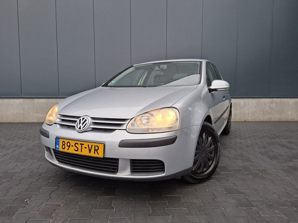 Volkswagen Golf 1.6 Trendline Bns | Automaat | Airco | Trekh, Automaat, Stof, Gebruikt, 4 cilinders