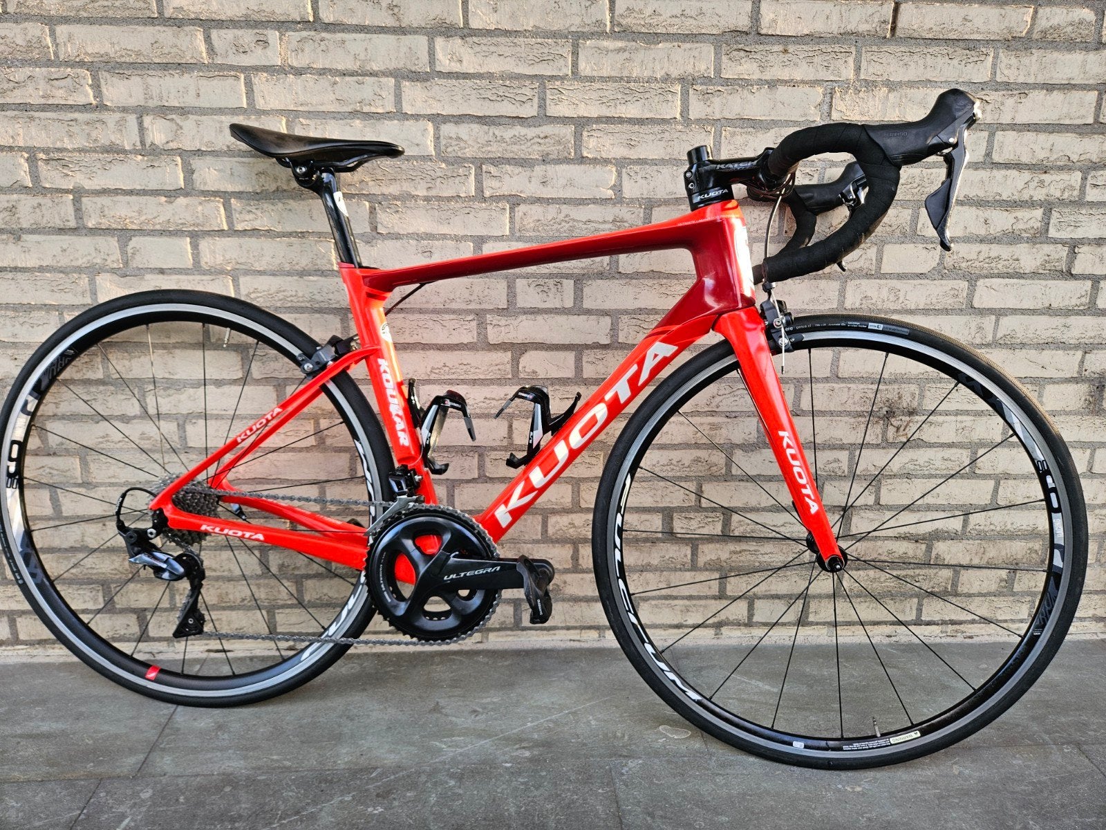 Kuota Kuogar full carbon racefiets, Fietsen en Brommers, Fietsen | Racefietsen, Overige merken, 28 inch, Franeker, Carbon