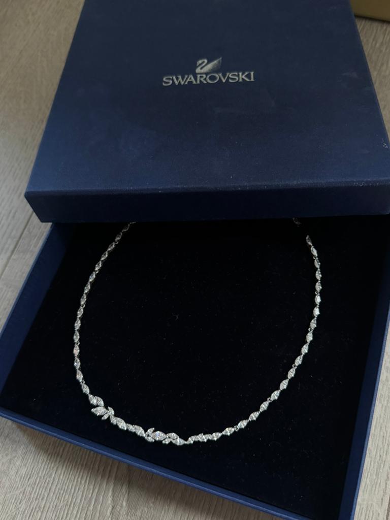 Swarovski Louison ketting, Sieraden, Tassen en Uiterlijk, Kettingen, Ophalen of Verzenden, Zo goed als nieuw, Zilver