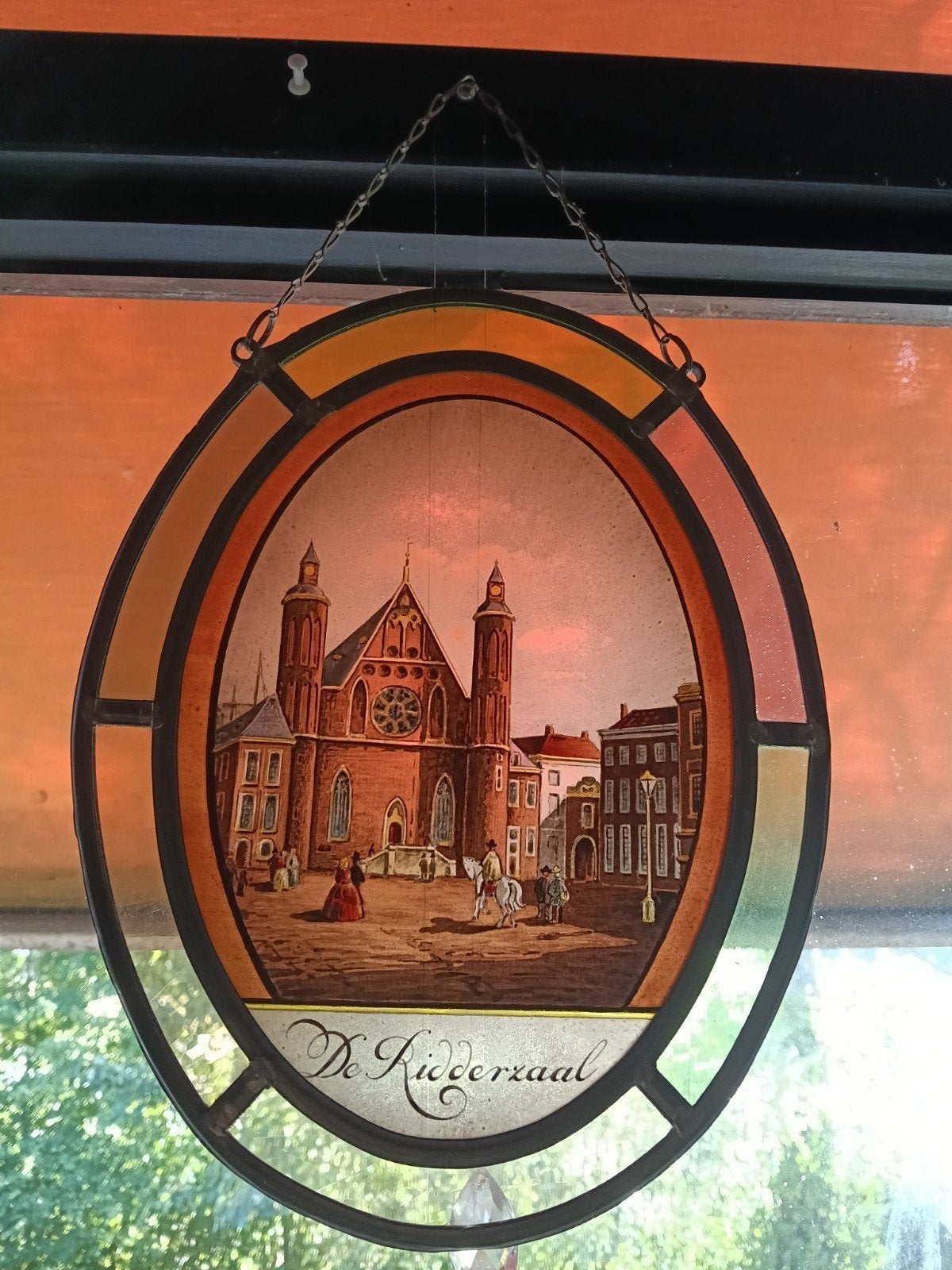 Antiek glas-in-lood raamhanger 'De Ridderzaal', Ophalen