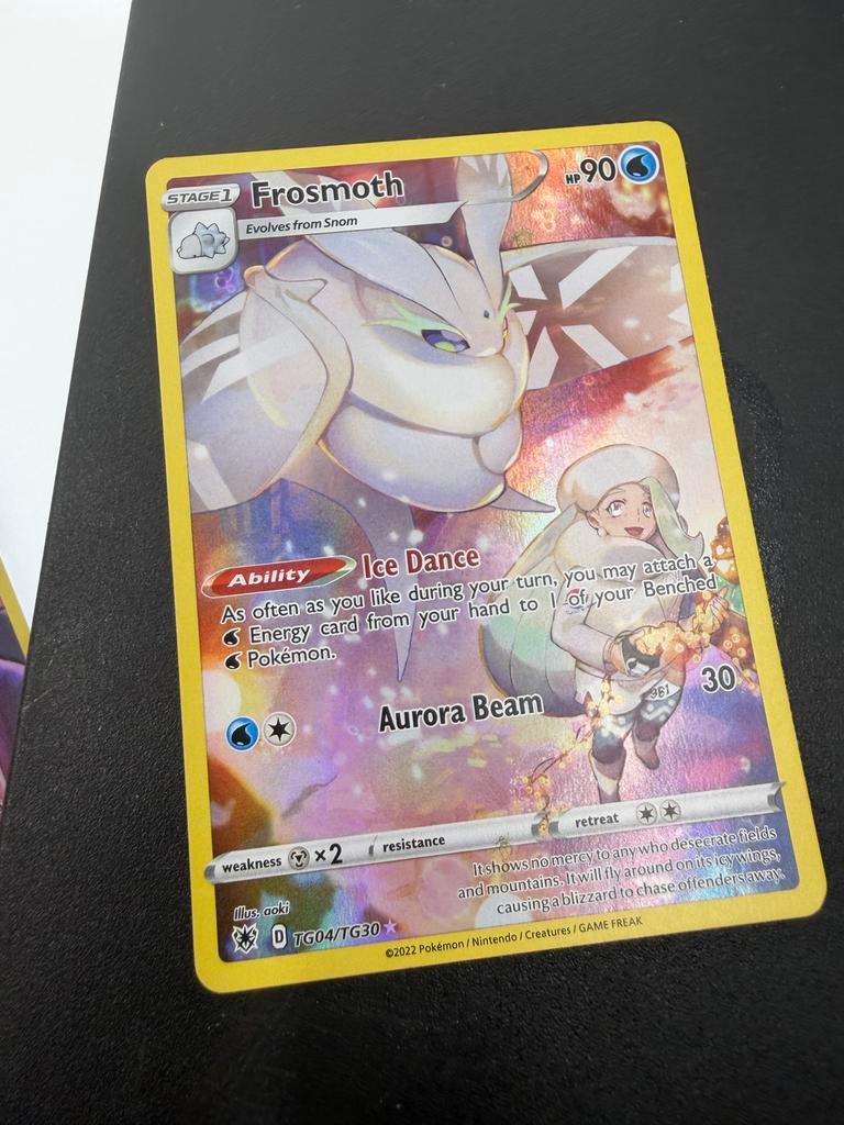Frosmoth TG04/TG30 Pokémon Kaart - Zo goed als nieuw, Ophalen of Verzenden, Zo goed als nieuw, Losse kaart