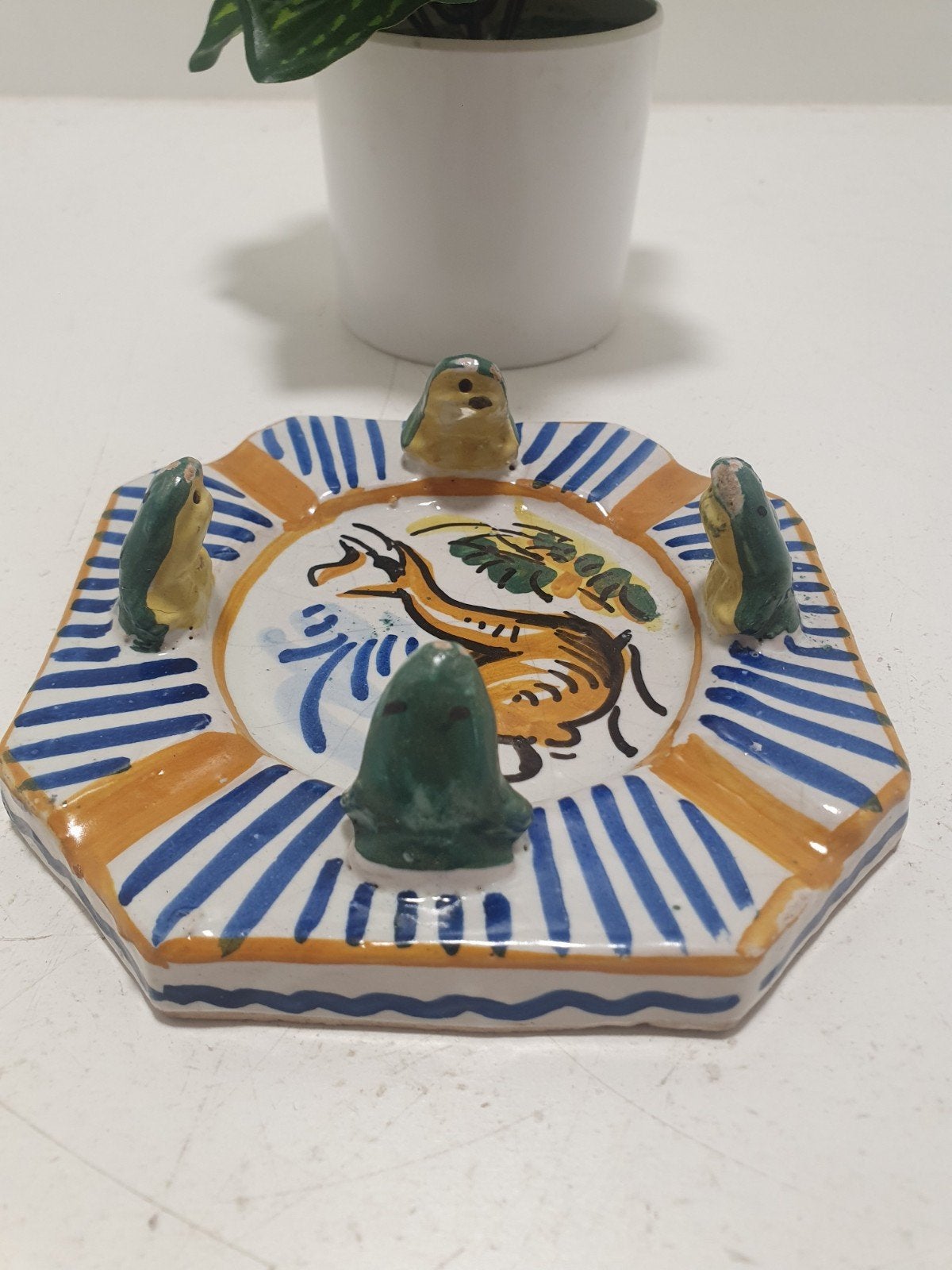 Vintage schaaltje met kikkers, Antiek en Kunst, Antiek | Keramiek en Aardewerk, Ophalen of Verzenden