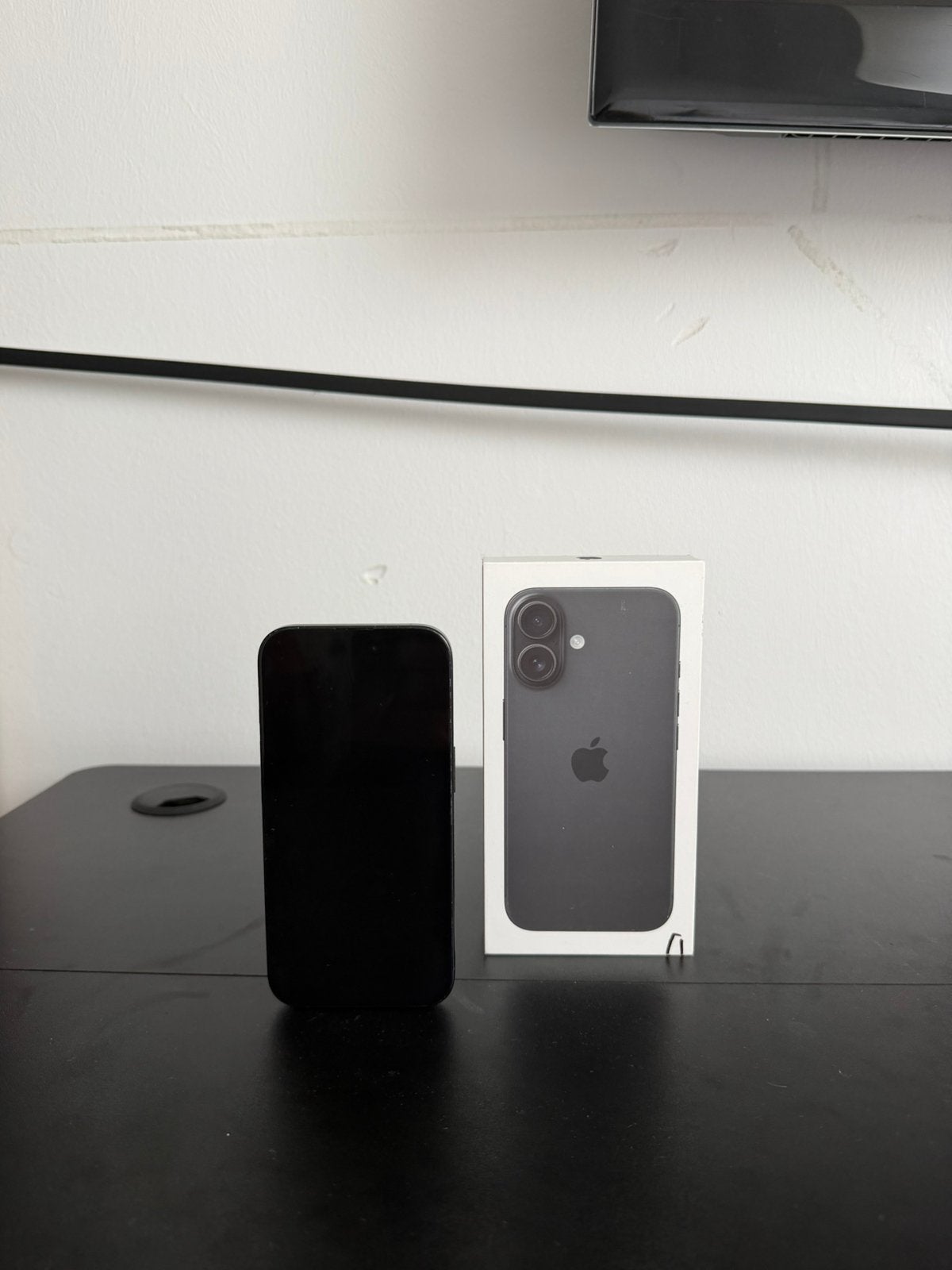 iPhone 16, 128 GB, 89 %, Zwart, IPhone 16