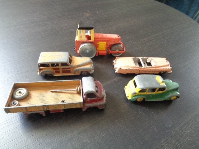 5 oude Dinky Toys., Hobby en Vrije tijd, Modelauto's | 1:43, Ophalen of Verzenden, Nieuw, Auto, Dinky Toys