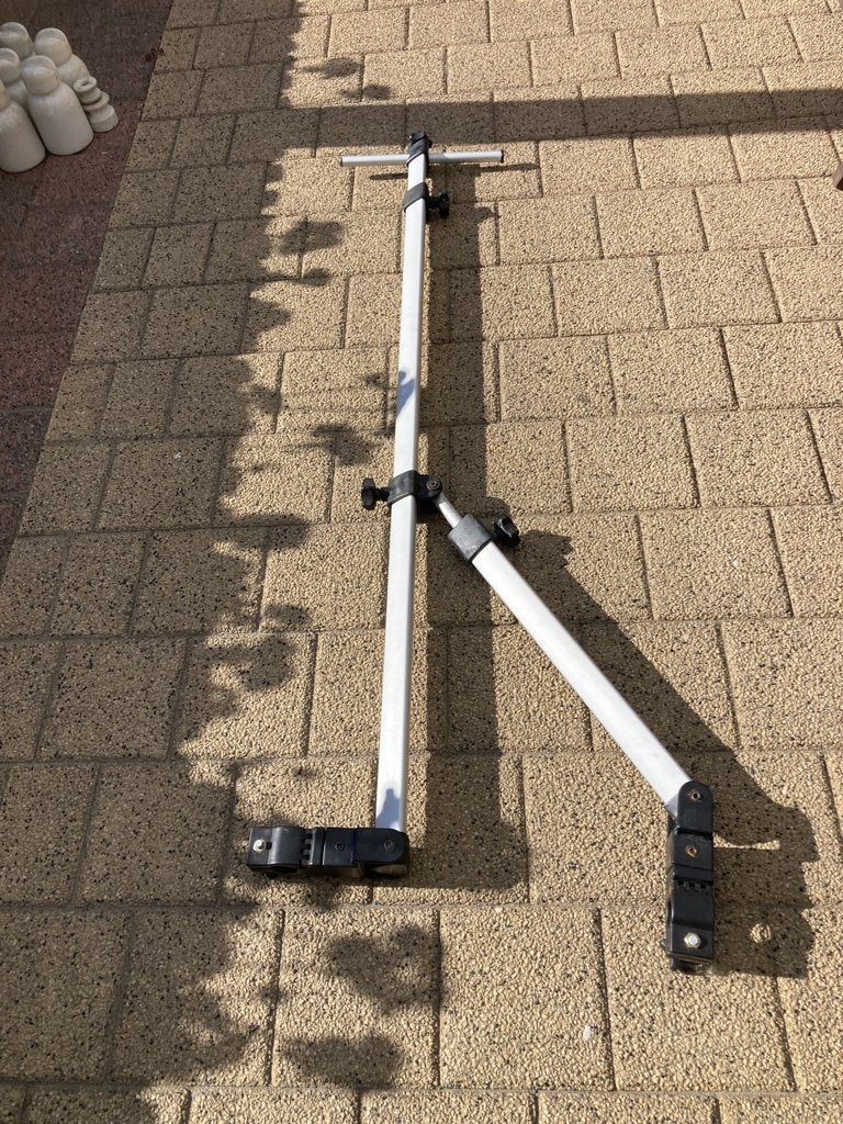 Te Koop Feeder steun uittrekbaar tot 2 meter 25 mm poten, Watersport en Boten, Hengelsport | Witvissen, Ophalen, Zo goed als nieuw