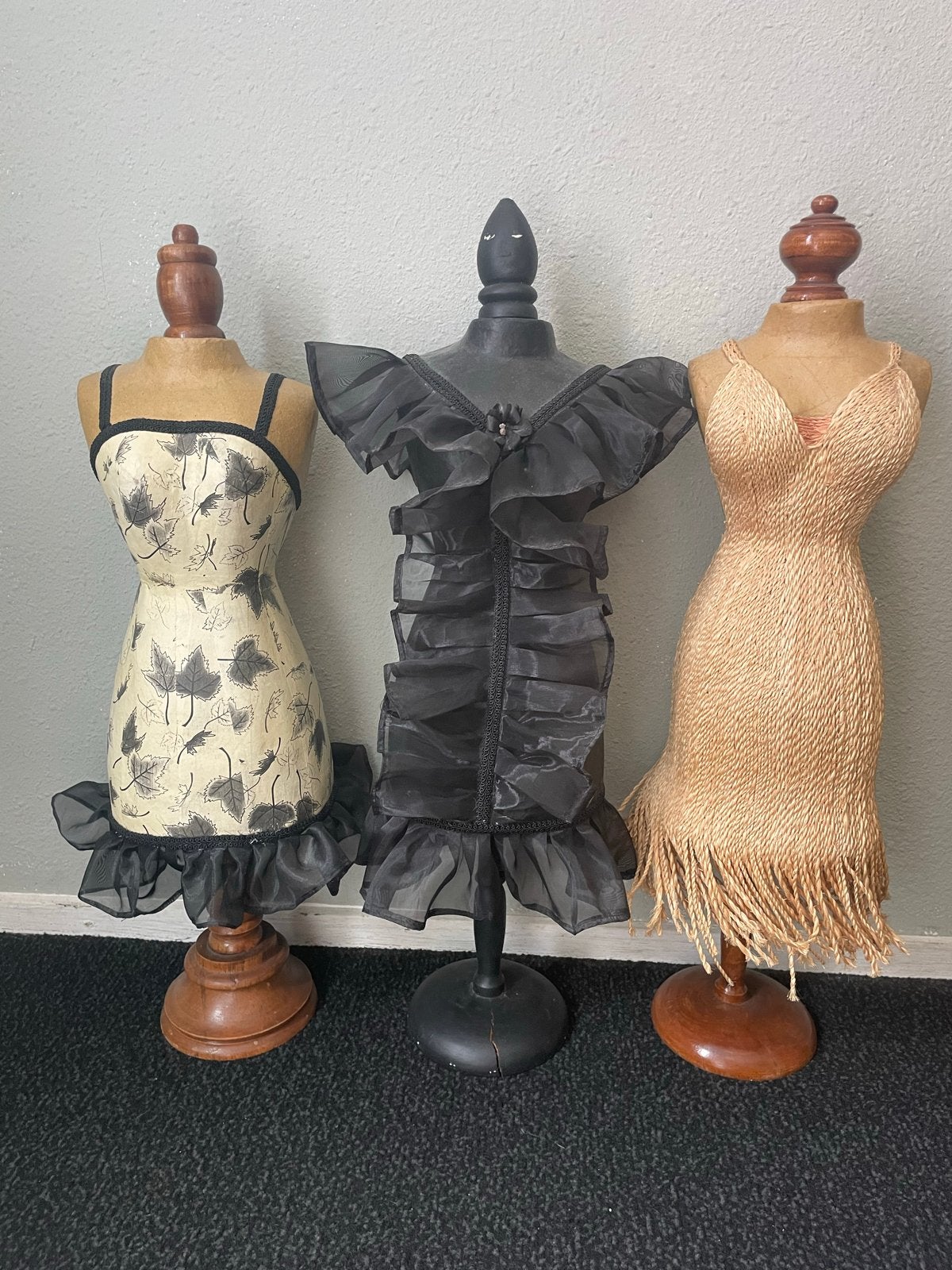 Set van 3 decoratieve mannequin poppen - 63 cm hoog, Ophalen of Verzenden, Gebruikt