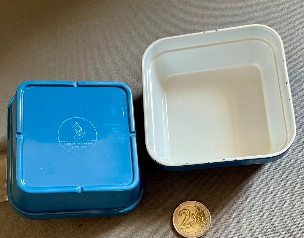 2 Bakjes Luchtvaartservies Singapore Airlines, Melamine, 70s, Ophalen of Verzenden, Gebruikt, Overige typen
