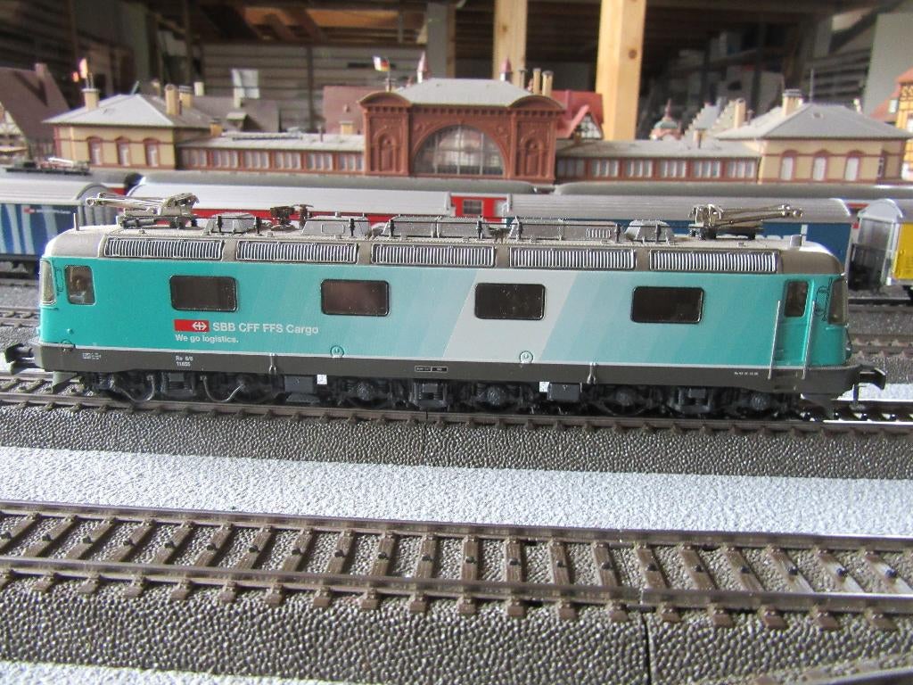 HAG VOOR MARKLIN SBB MET MIDDENDRAAISTEL, DIGITAAL, Wisselstroom, Locomotief, Ophalen of Verzenden, Zo goed als nieuw
