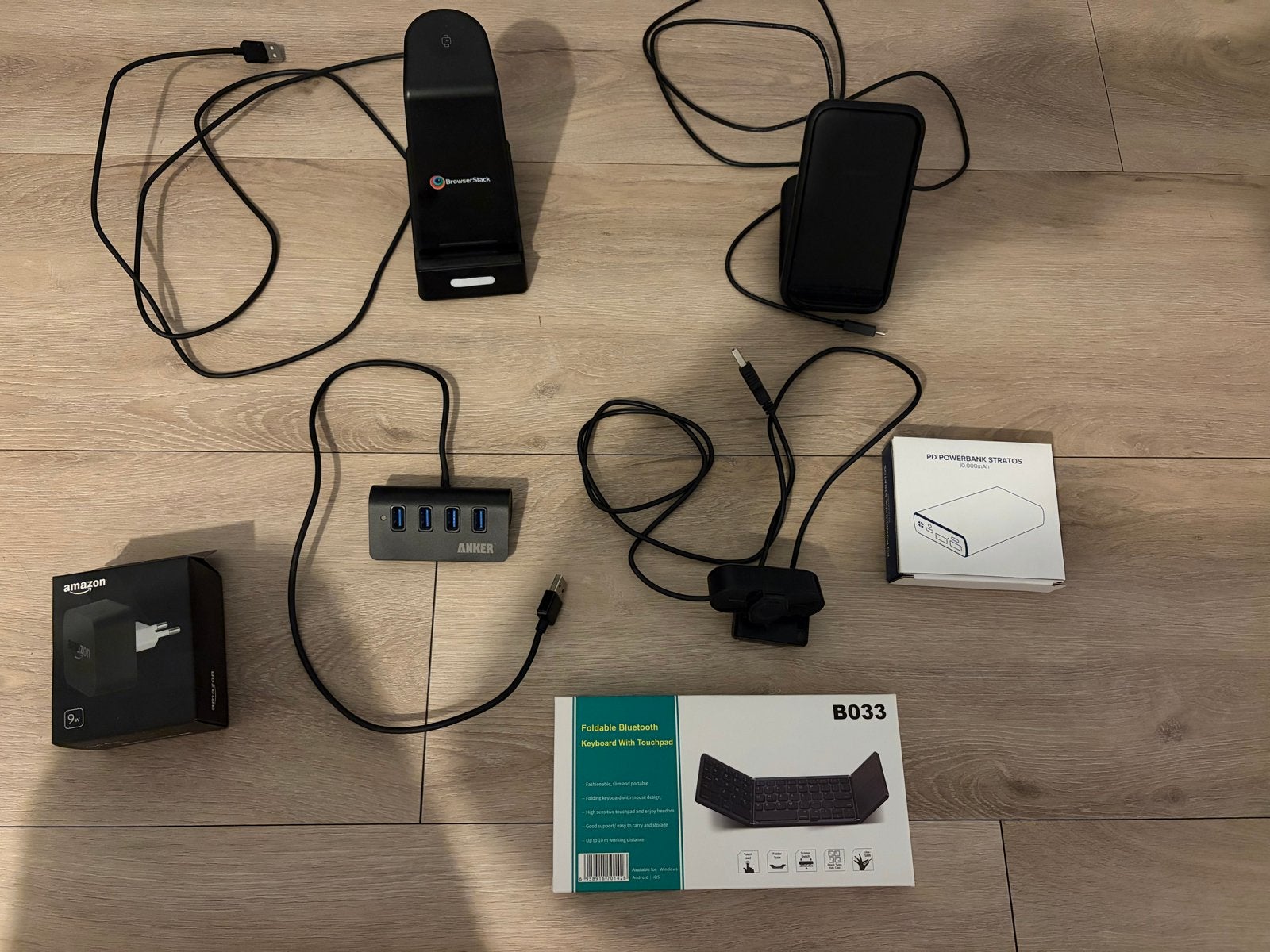 Diverse elektronica accessoires: Anker hub, Amazon lader, et, Ophalen of Verzenden, Gebruikt