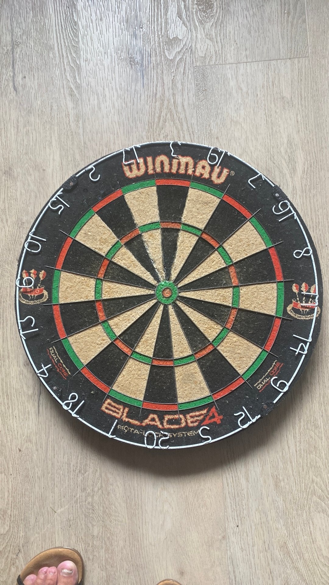 Winmau Blade 4 dartbord, Sport en Fitness, Darts, Ophalen, Zo goed als nieuw, Dartbord
