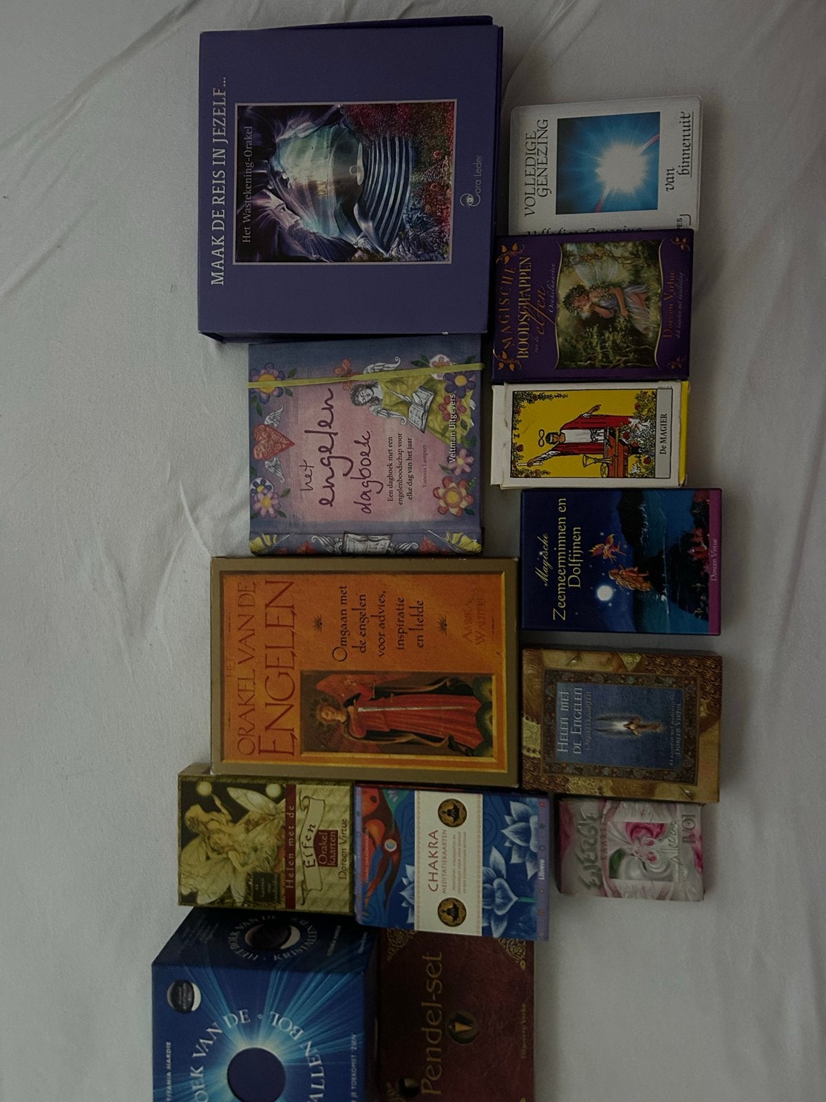 Diverse spirituele boeken en orakelkaarten, Boeken, Ophalen, Zo goed als nieuw, Spiritualiteit algemeen, Achtergrond en Informatie