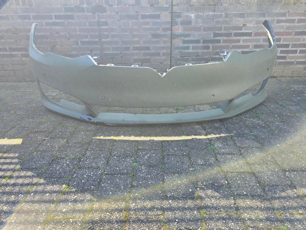 Voorbumper Tesla Model S 2015-, Ophalen, Gebruikt, Bumper, Voor