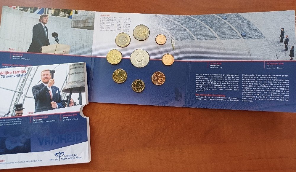 themaset 2020 De Koninklijke Familie 75 jaar Vrijheid, Ophalen of Verzenden, Koningin Beatrix, Euro's, Setje
