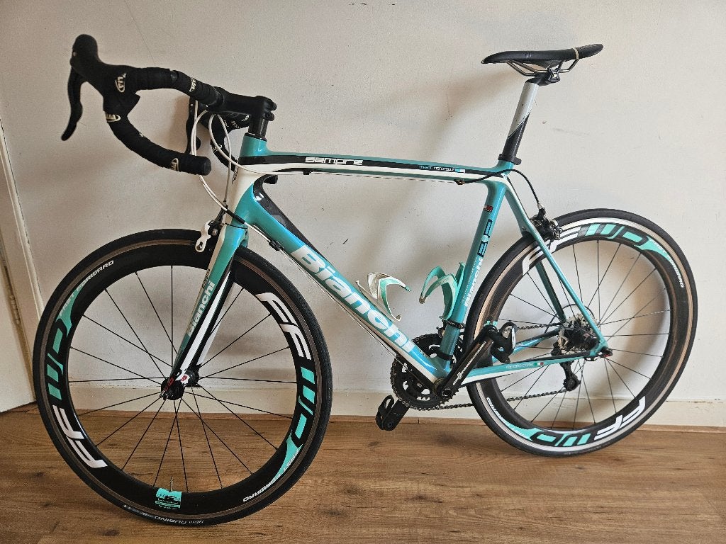 Bianchi Sempre racefiets - FFWD F6R Carbon wielen, 28 inch, Carbon, Zo goed als nieuw, 57 tot 61 cm