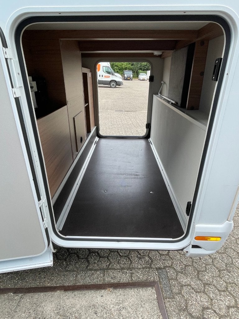 Foto 6 van Knaus 650 MEG Vansation, VOL OPTIES, DUCATO 8, in topstaat!!