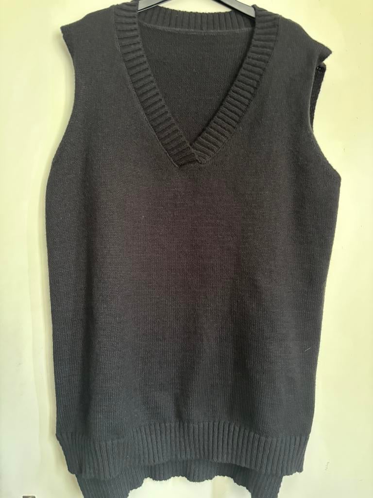 Gilet trui zwat maat 44, Kleding | Dames, Grote Maten, Ophalen of Verzenden, Zo goed als nieuw, Trui of Vest