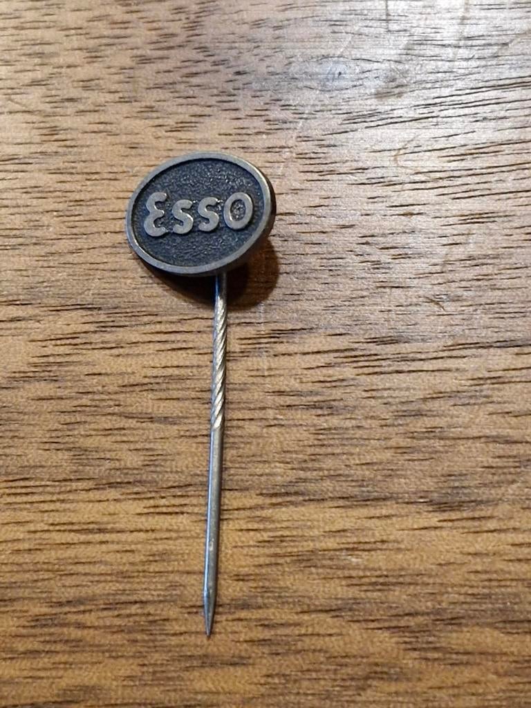 249 Vintage Esso Speldje, Verzamelen, Ophalen of Verzenden, Gebruikt, Overige onderwerpen