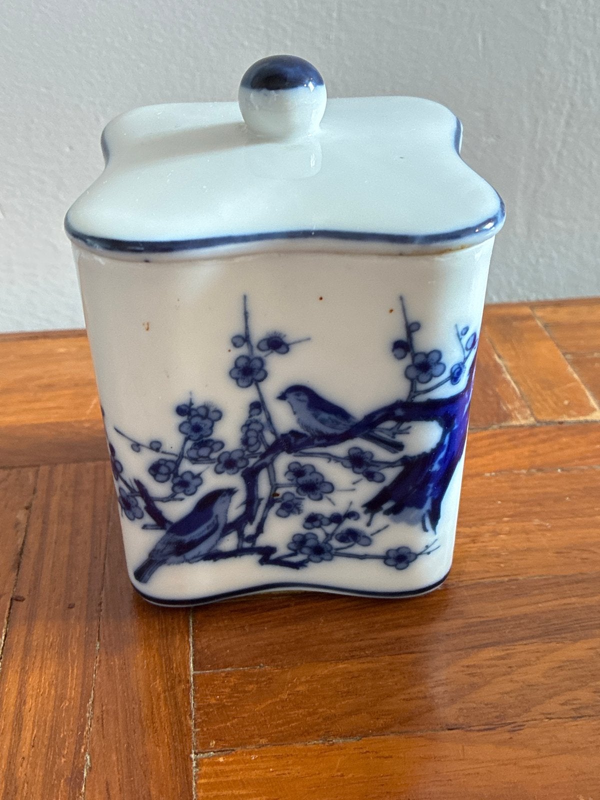 Antieke porseleinen pot met deksel, blauw-wit decor, Ophalen