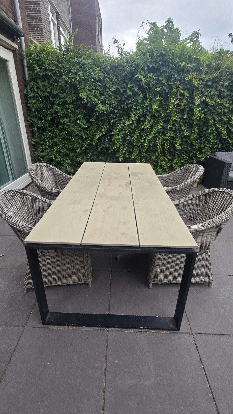Tuintafel met 4 stoelen - 210x100 cm, Ophalen, Gebruikt, Rechthoekig, Kunststof