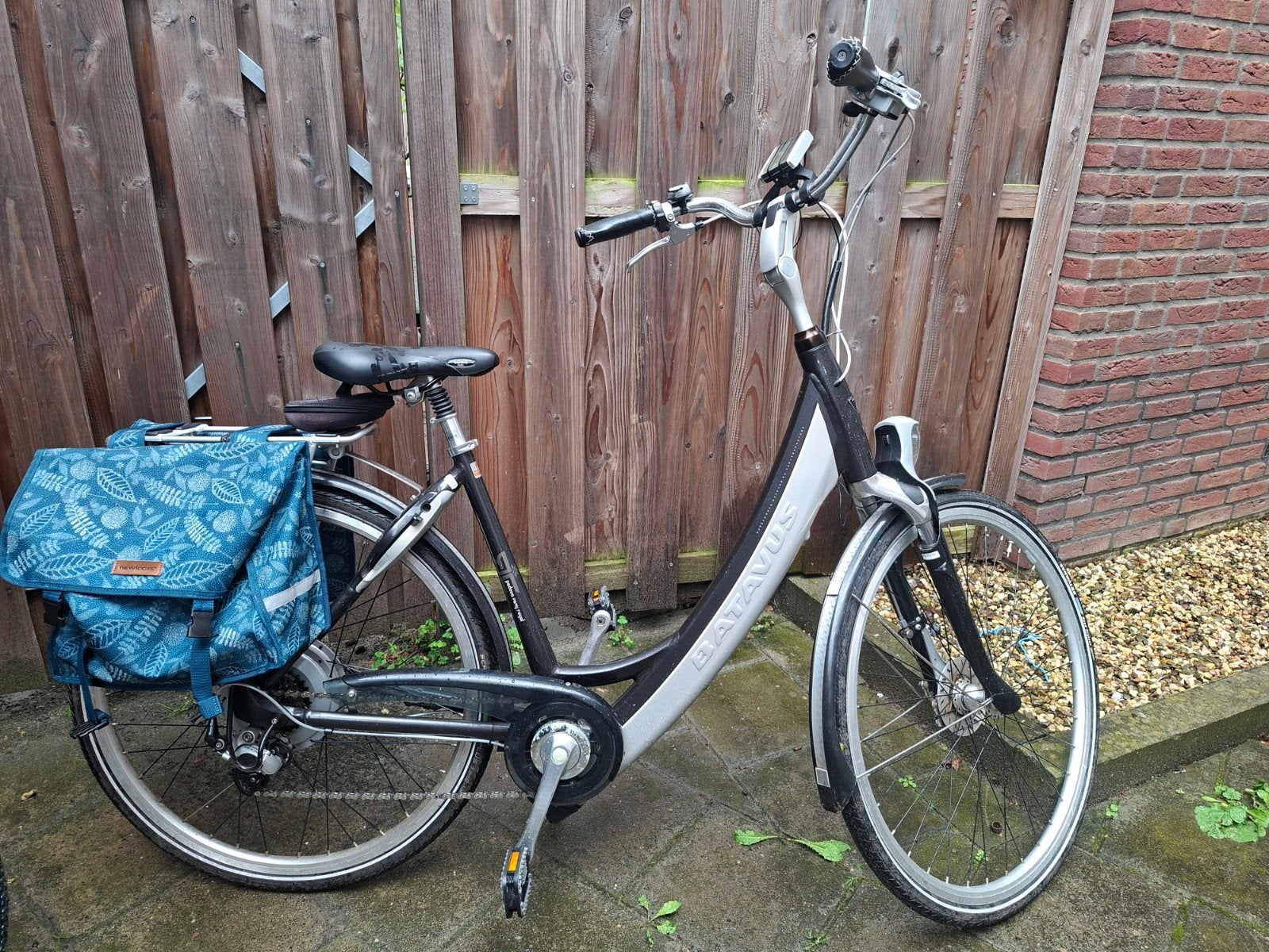 Batavus E-bike met fietstassen - Gebruikt, Gebruikt, Batavus, Ophalen of Verzenden, 51 tot 55 cm