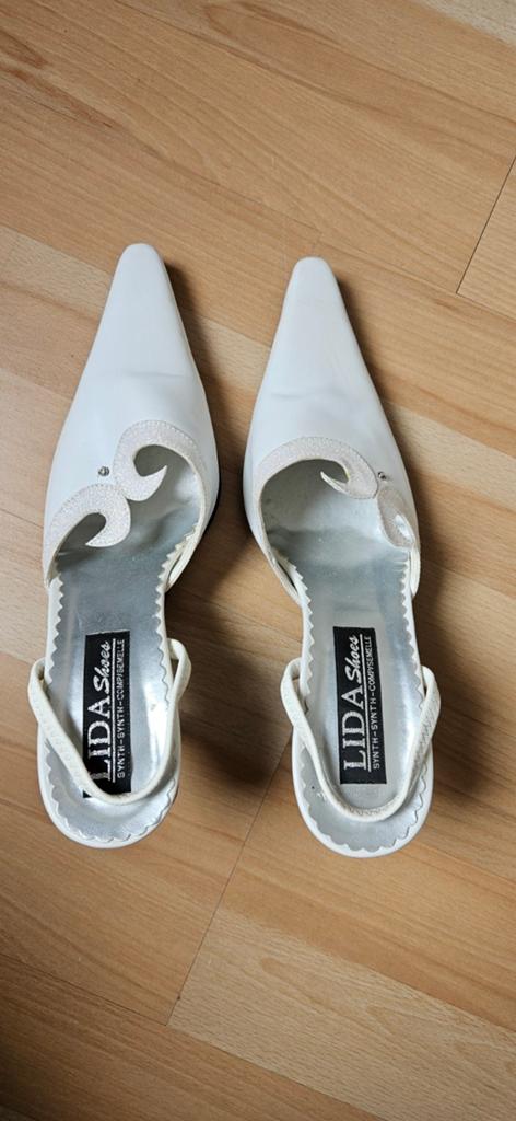 Bruidsschoenen maat 37, Ophalen of Verzenden, Zo goed als nieuw, Wit, Schoenen
