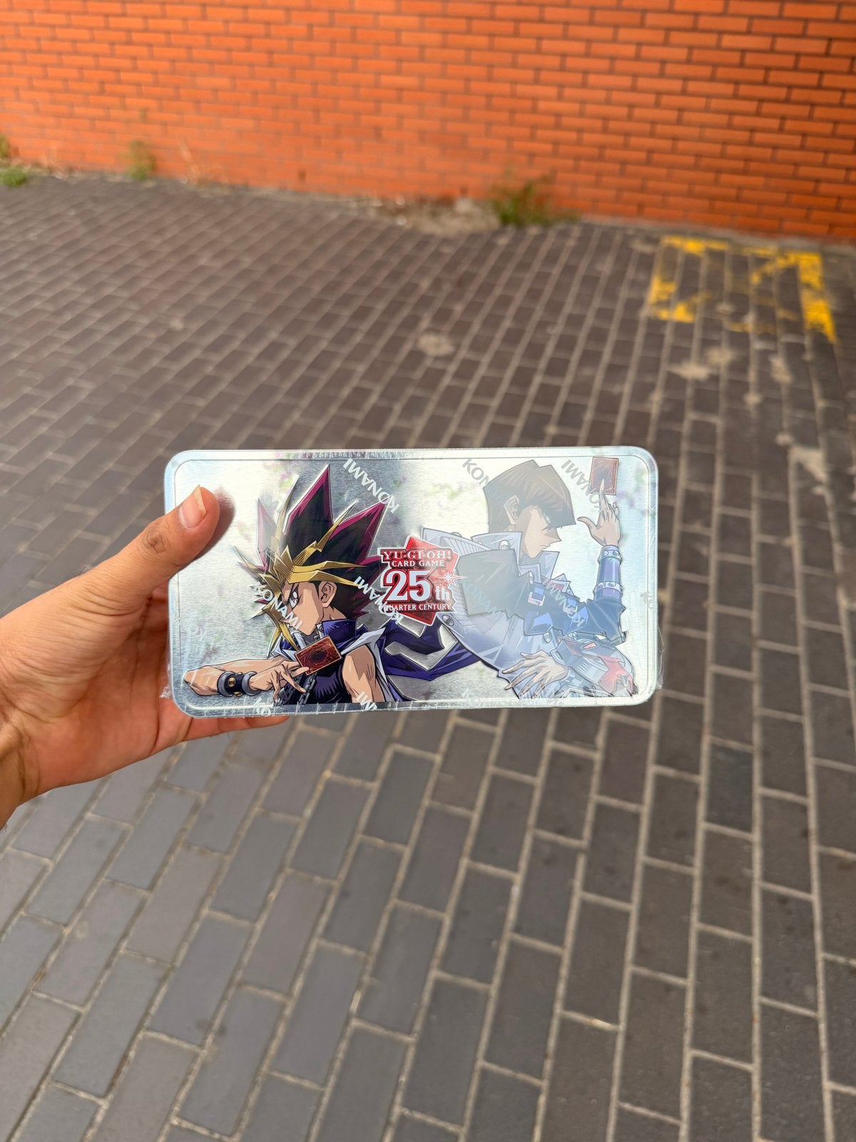 Yu-Gi-Oh! 25th Anniversary Tin: Dueling Heroes, Ophalen of Verzenden, Nieuw, Overige typen
