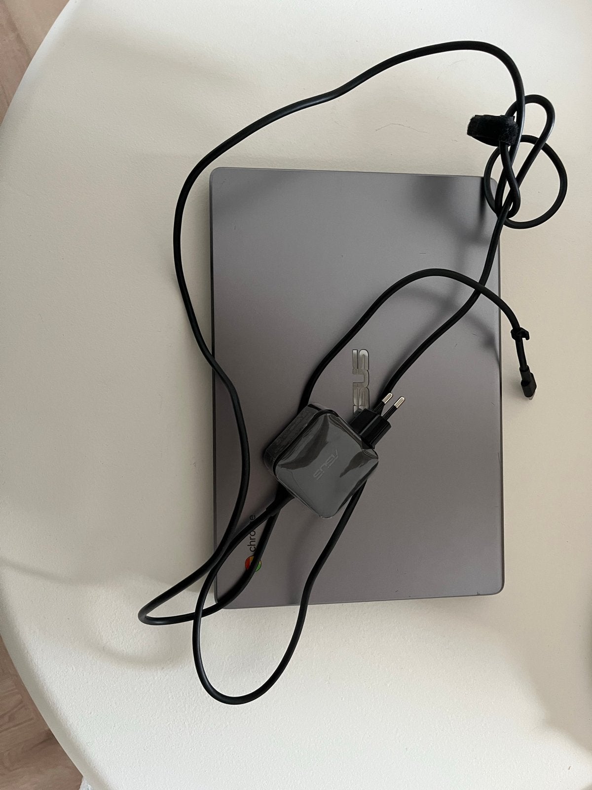 ASUS Chromebook - Zo goed als nieuw, Computers en Software, 4 GB of minder, Qwerty, Ophalen of Verzenden, Zo goed als nieuw