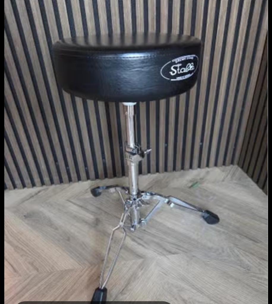 Stagg drumkruk - Comfortabel en stevig, Muziek en Instrumenten, Drumstellen en Slagwerk, Ophalen of Verzenden, Gebruikt, Overige merken