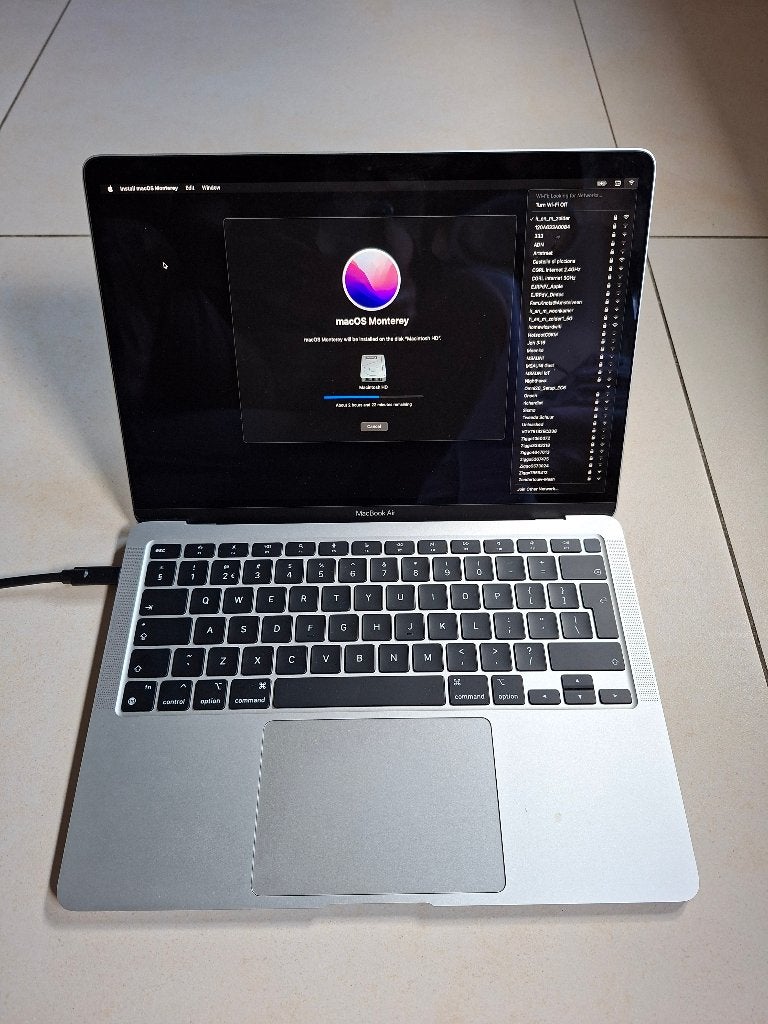 ZGAN MacBook Air M1 2020 A2337 – defecte accu, Computers en Software, Ophalen, 256 GB, 13 inch, Zo goed als nieuw