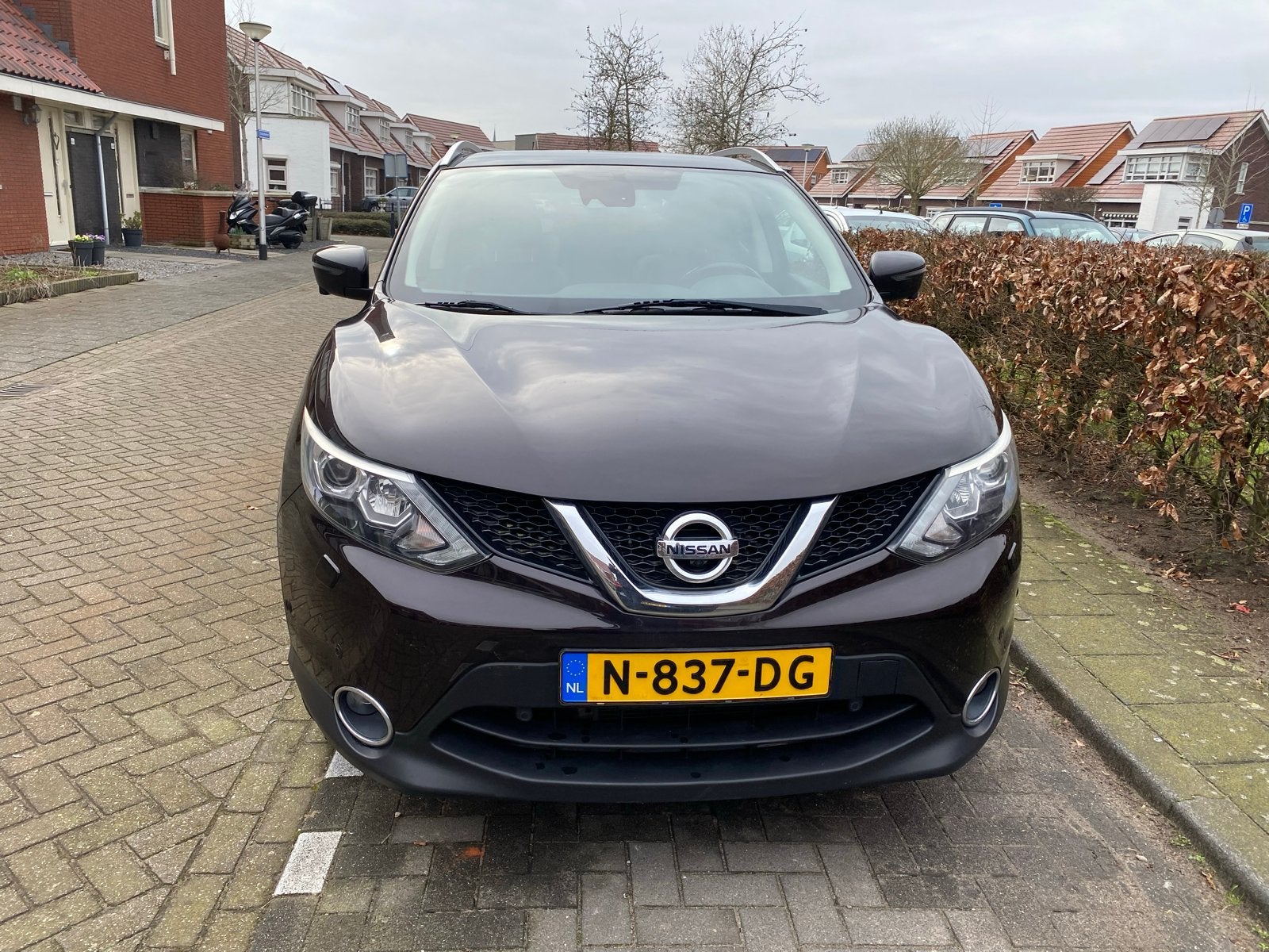 Nissan Qashqai 1.2 Dig-t 85KW 2WD 2016 Zwart, Auto's, Voorwielaandrijving, 4 cilinders, Zwart, 1200 kg