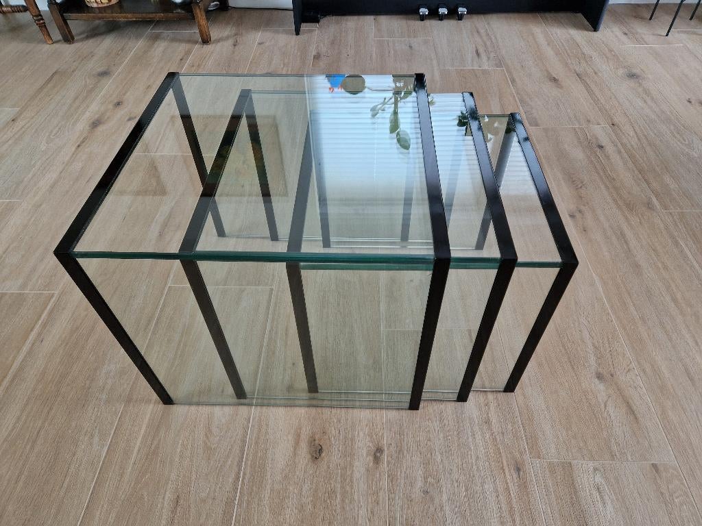 Glazen eighties design Tonelli 3- delige set bijzettafels, Huis en Inrichting, Tafels | Bijzettafels, Ophalen, Minder dan 45 cm