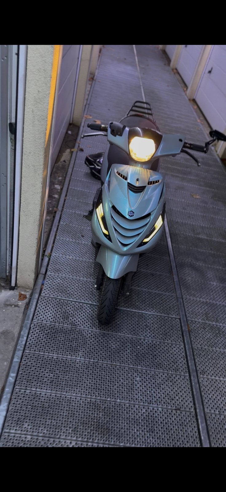 Piaggio Zip 80cc Polini 2017 met begrenzer, Gebruikt, Maximaal 45 km/u, Zip, Ophalen of Verzenden
