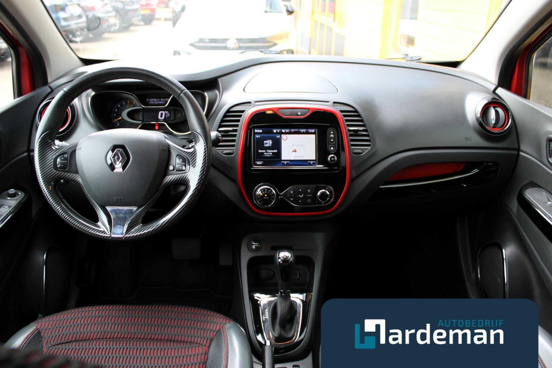 Renault Captur 1.2 TCe Helly Hansen Navi Clima, Euro 5, 4 cilinders, Met garantie (alle), Leder en Stof