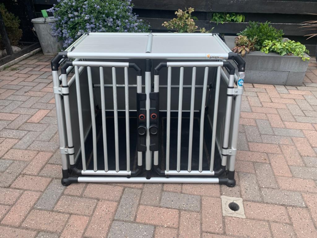 Dubbele autokennel, Dieren en Toebehoren, Hondenbenches, Ophalen, Gebruikt