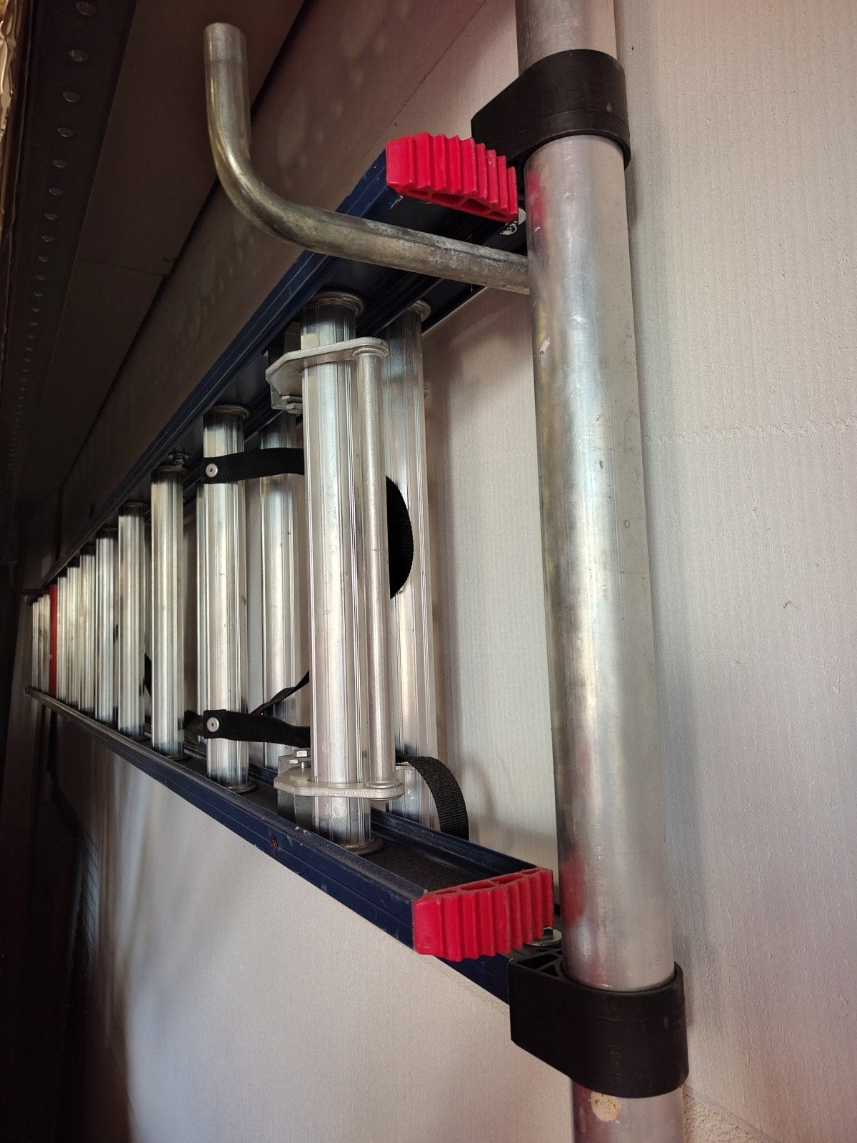 Altrex CHR 2060 ladder, Ophalen, Zo goed als nieuw, Ladder, 4 meter of meer