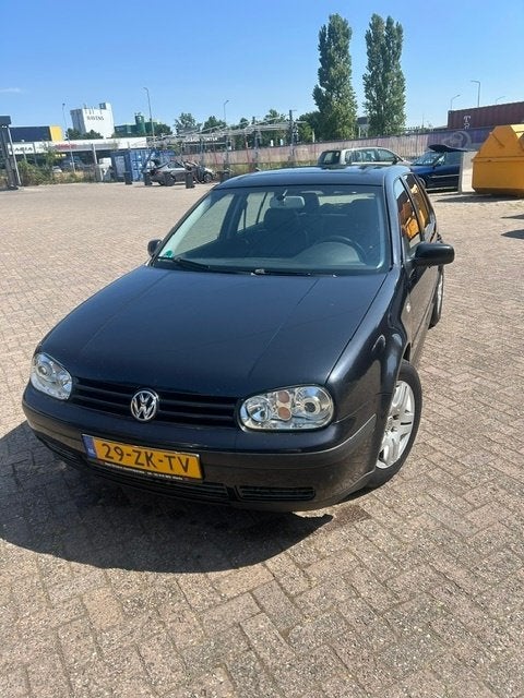Volkswagen Golf 2003 Zwart, Auto's, Zwart, Zwart, Leder, 1781 cc