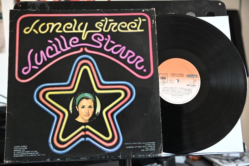 LP 1981 Lucille Starr    Lonely street, LP, Ophalen of Verzenden, Zo goed als nieuw, Beschermende buitenhoes